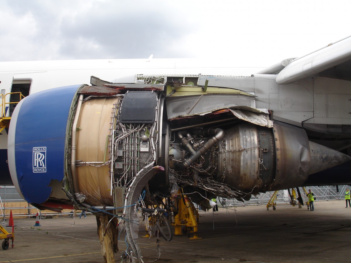 aeroplane_engine_crash_damaged_plane_airplane_aircraft_aviation-1373543-1551230459160.jpg
