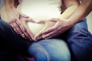 9th-month-abdomen-adult-266094-300x200.jpg