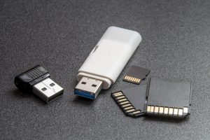 computer-accessories-1841254-300x200.jpg