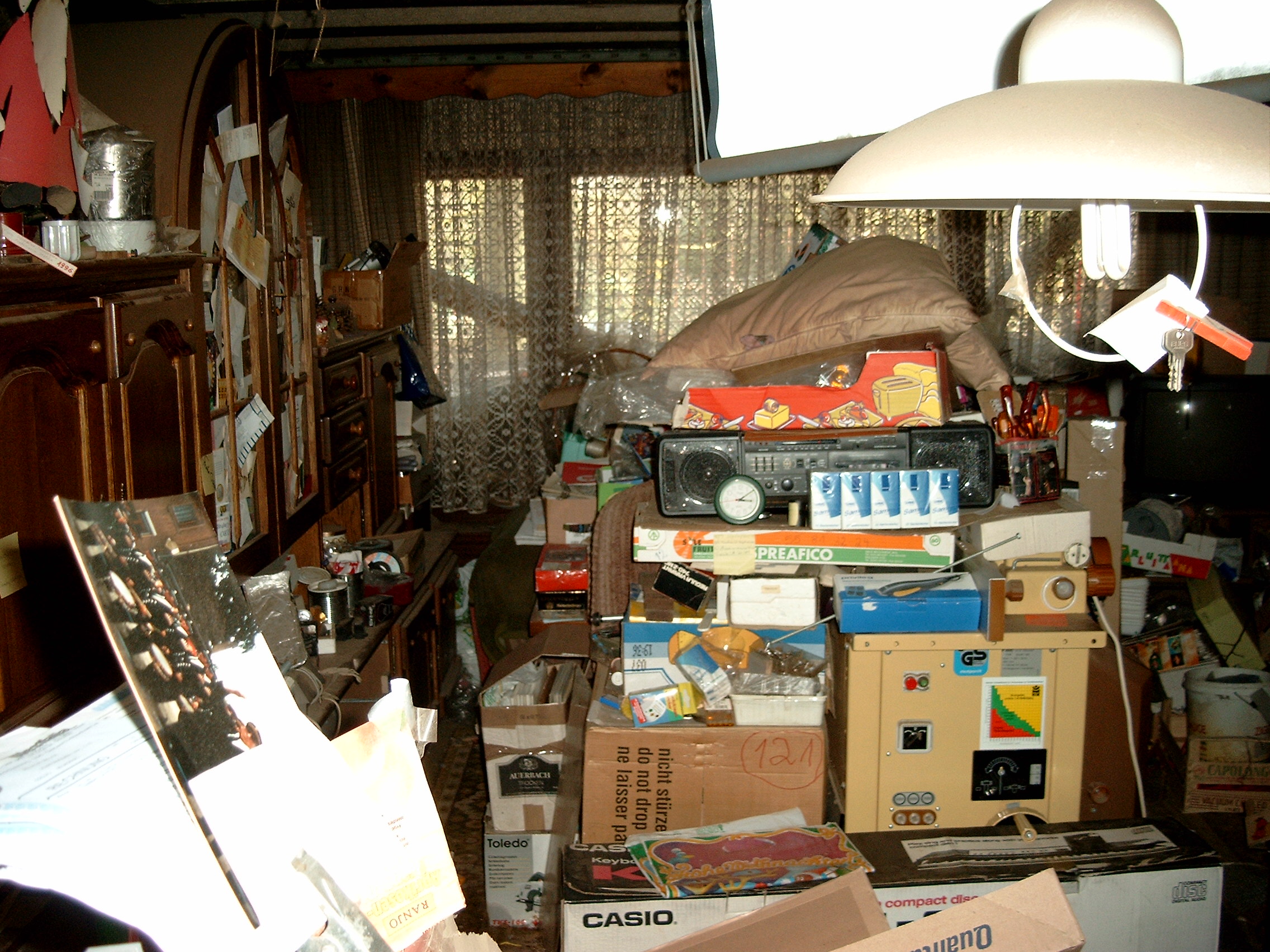 People Share The Weirdest Things They’ve Encountered In Other People’s Homes Facts