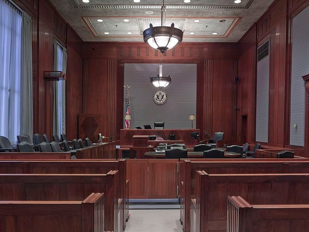 Real-Life-Stories-Lawyers-Dumbest-Clients-01.jpg.optimal.jpg