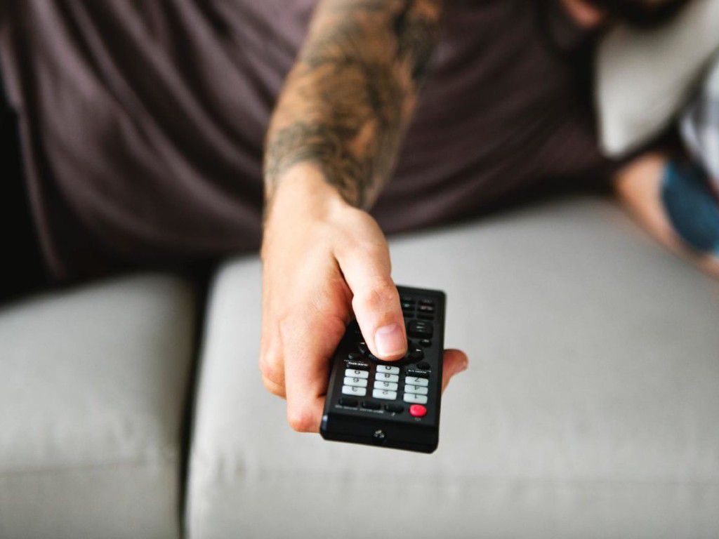 hand-gadget-finger-electronic-device-technology-wrist-1530041-pxhere.com_-1536x866-1.jpg.optimal.jpg