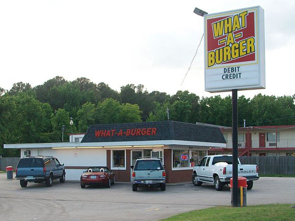 resize640px-What-A-Burger_Newport_News_VA_2010-05-19.jpg.optimal.jpg