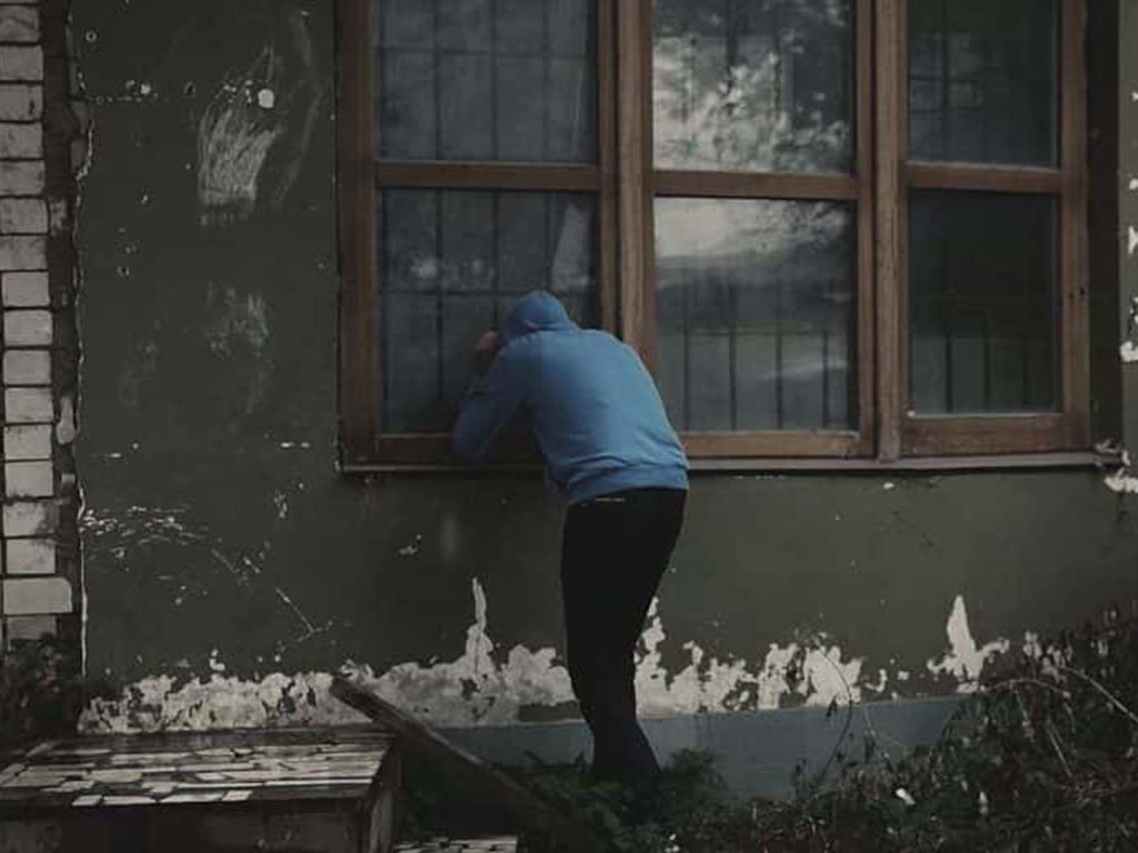 resizedevastation-peeping-theft-thief-768x512-1.jpg.optimal.jpg