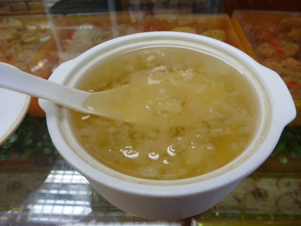 1024px-birds-nest-soup-miri-malaysia.jpg