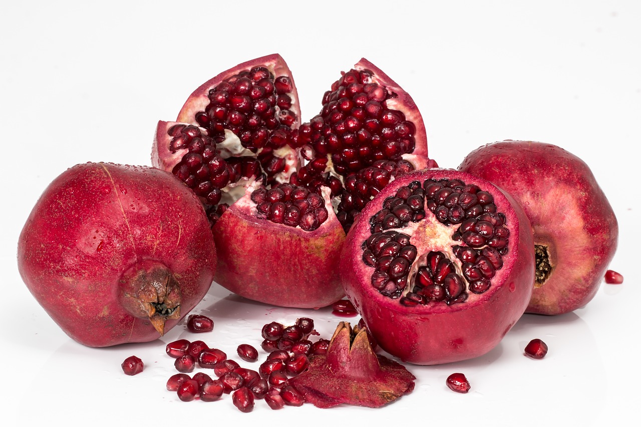 pomegranate-3259161_1280.jpg
