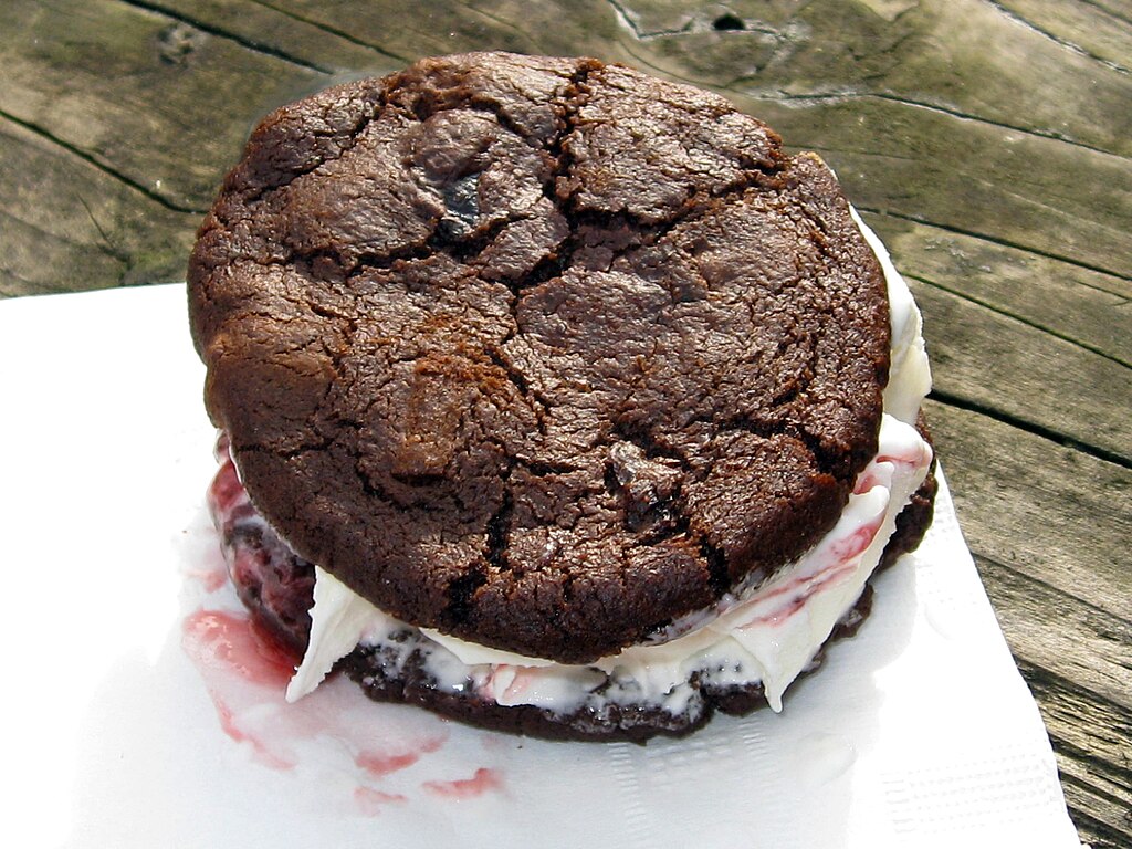 Whoopee Pie (3279581249)