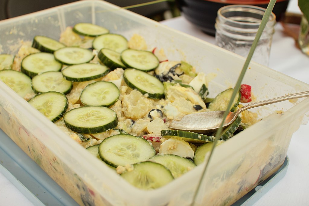 Potato Salad With Cucumber (5045978339)