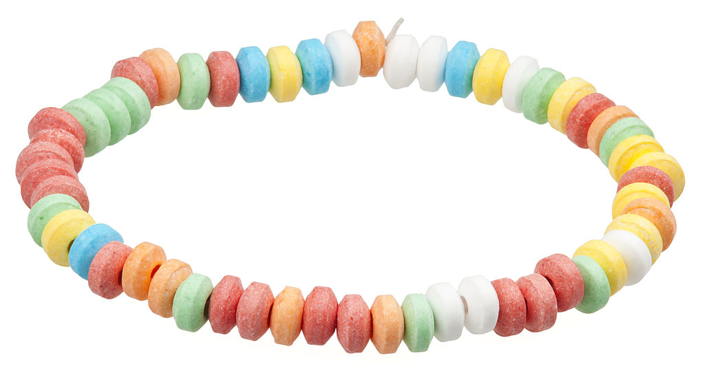 1024Px-Candy-Bead-Necklace