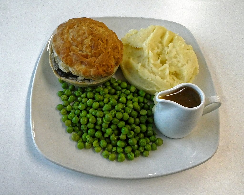 Steak And Ale Pie At Sainsbury's Low Hall, Chingford, London 2 Focus 2