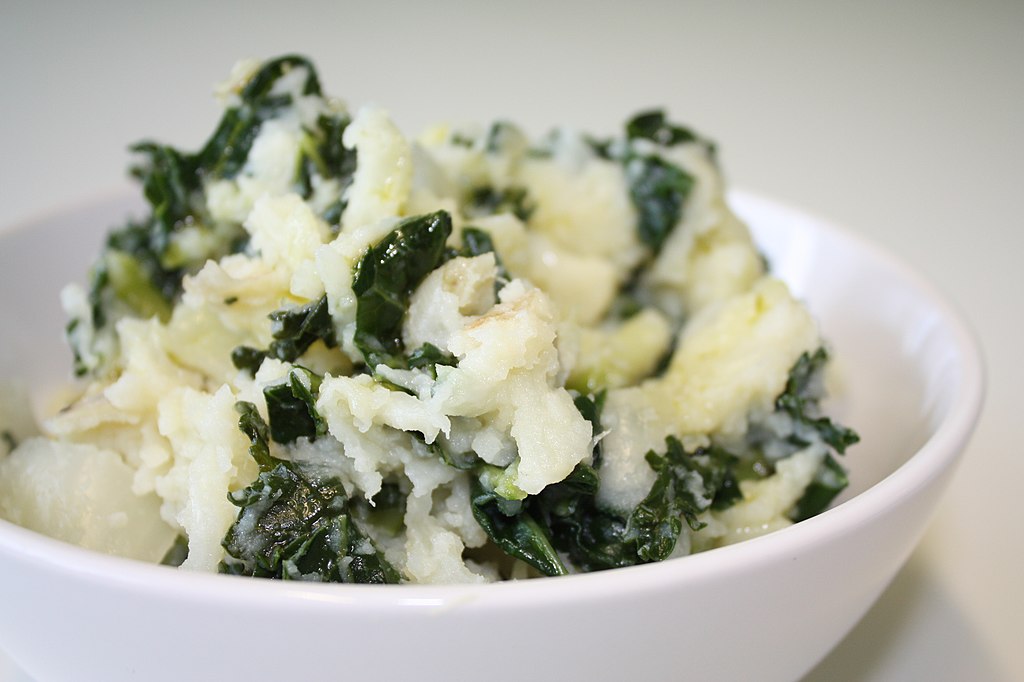 1024px-colcannon5532418361.jpg