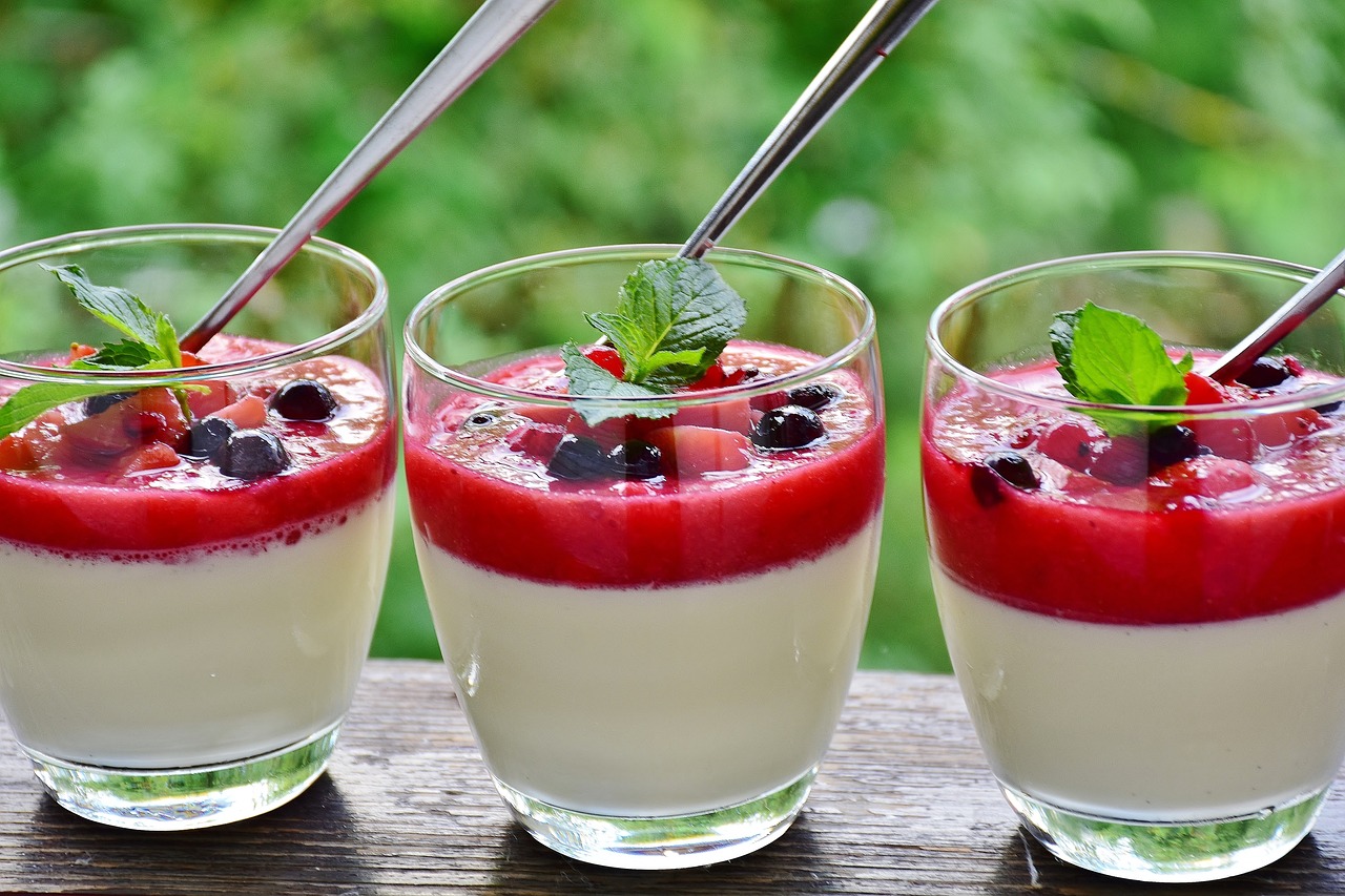 panna-cotta-2416749_1280.jpg