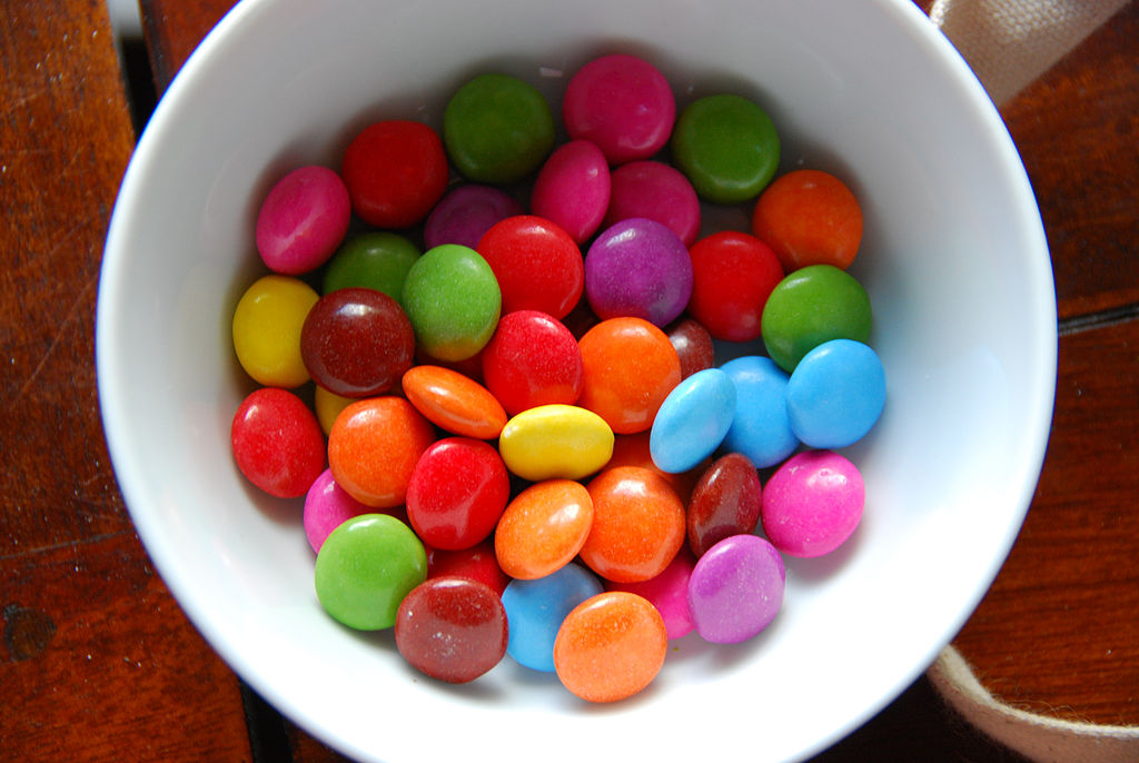 1024Px-Bowl Of Smarties (2915581289)
