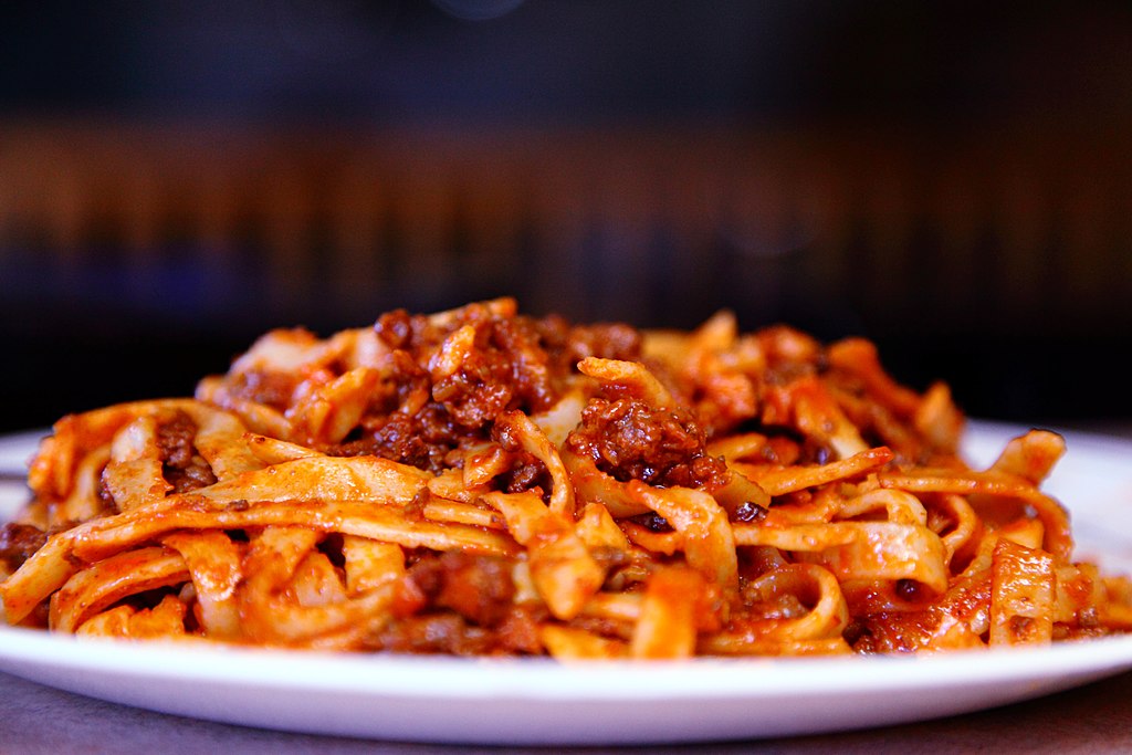 Pasta Bolognese (Cc) (10140854694)