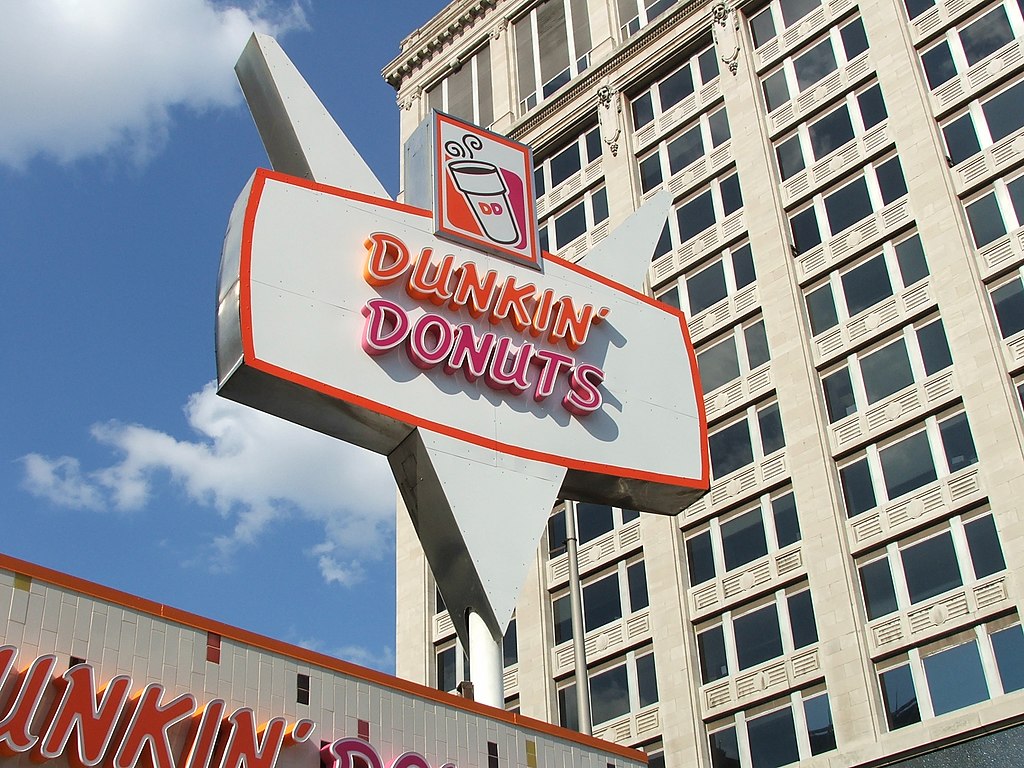 Dunkin' Donuts In Downtown Indianapolis 01