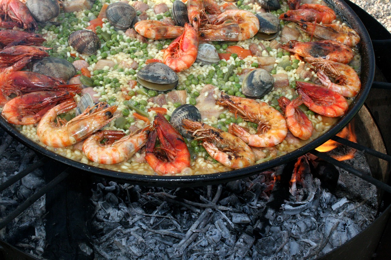 paella-1168003_1280.jpg
