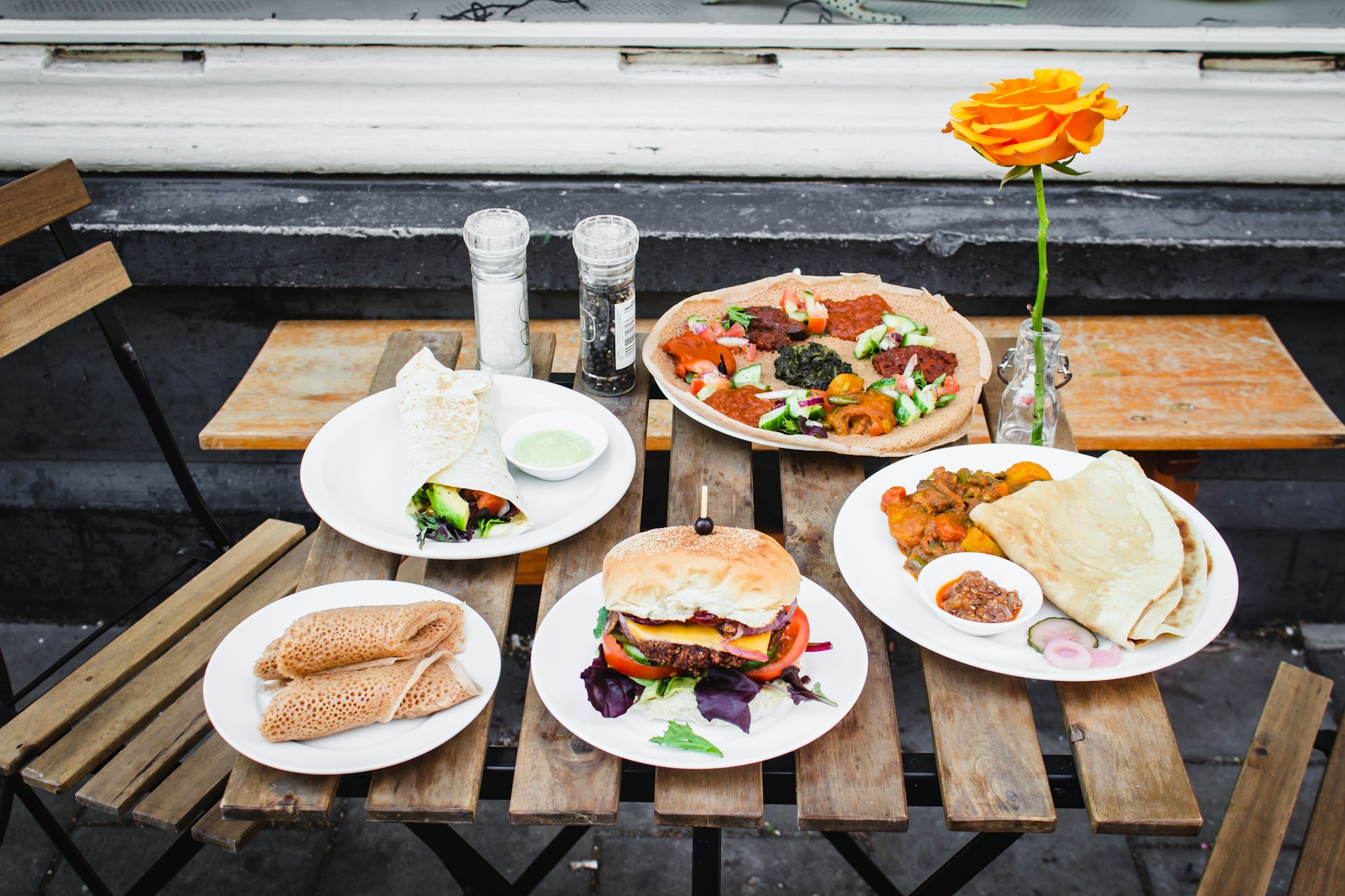 Louis-Hansel-J-Ei4Eh1Knk-Unsplash