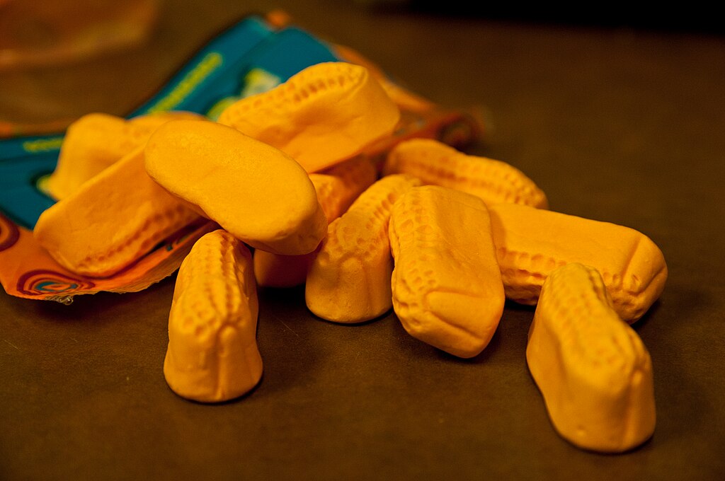 1024Px-Peanuts (11532388513)