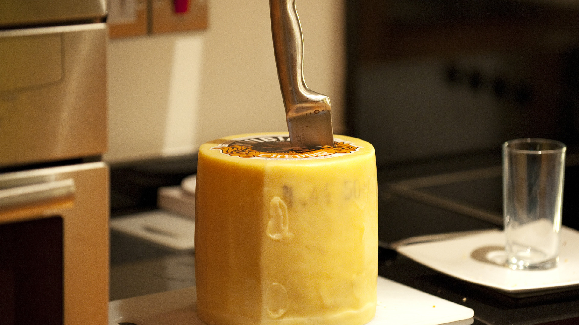 File:Danish cheddar cheese.jpg