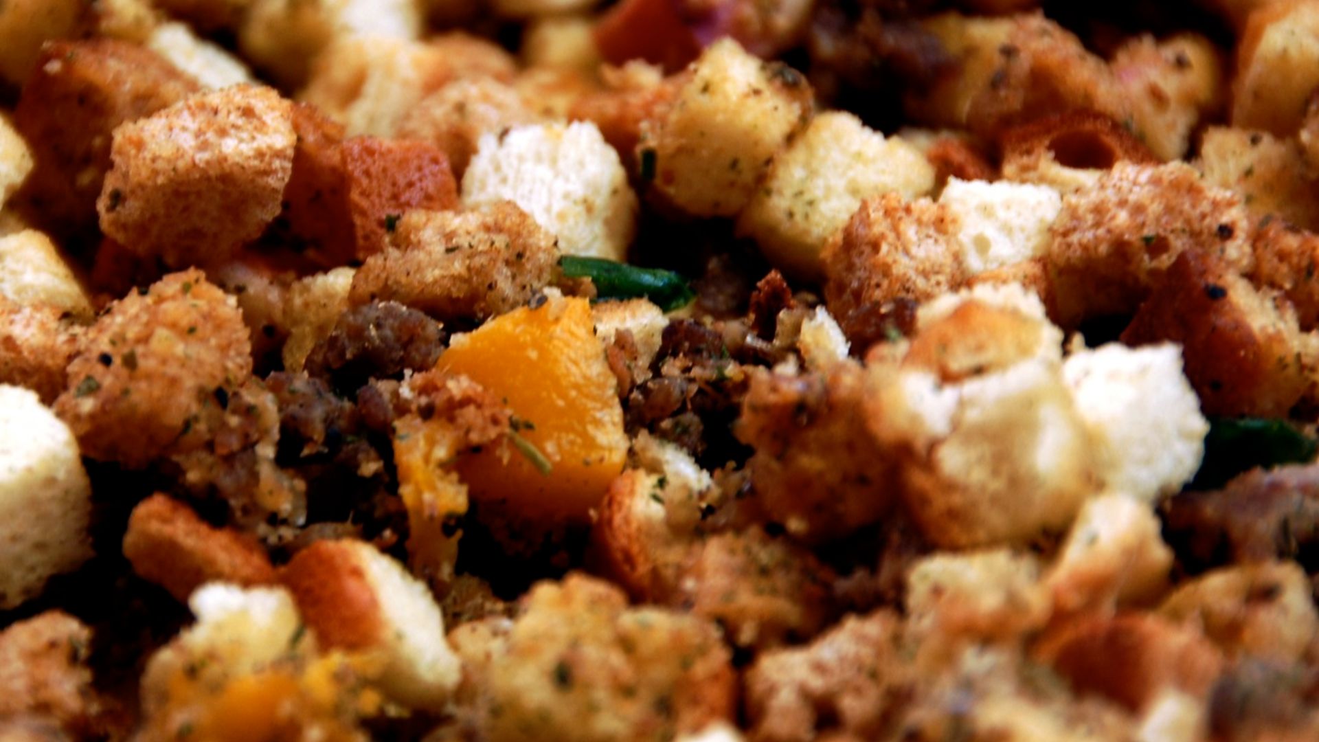 File:Stuffing for mushrooms, Thanksgiving Day 2007.jpg