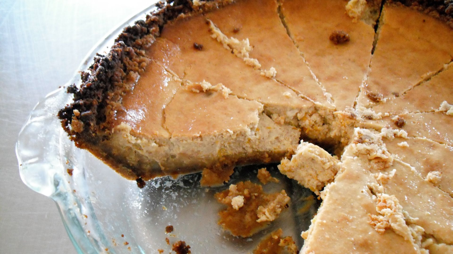 File:Pumpkin cheesecake with gingersnap crust.jpg