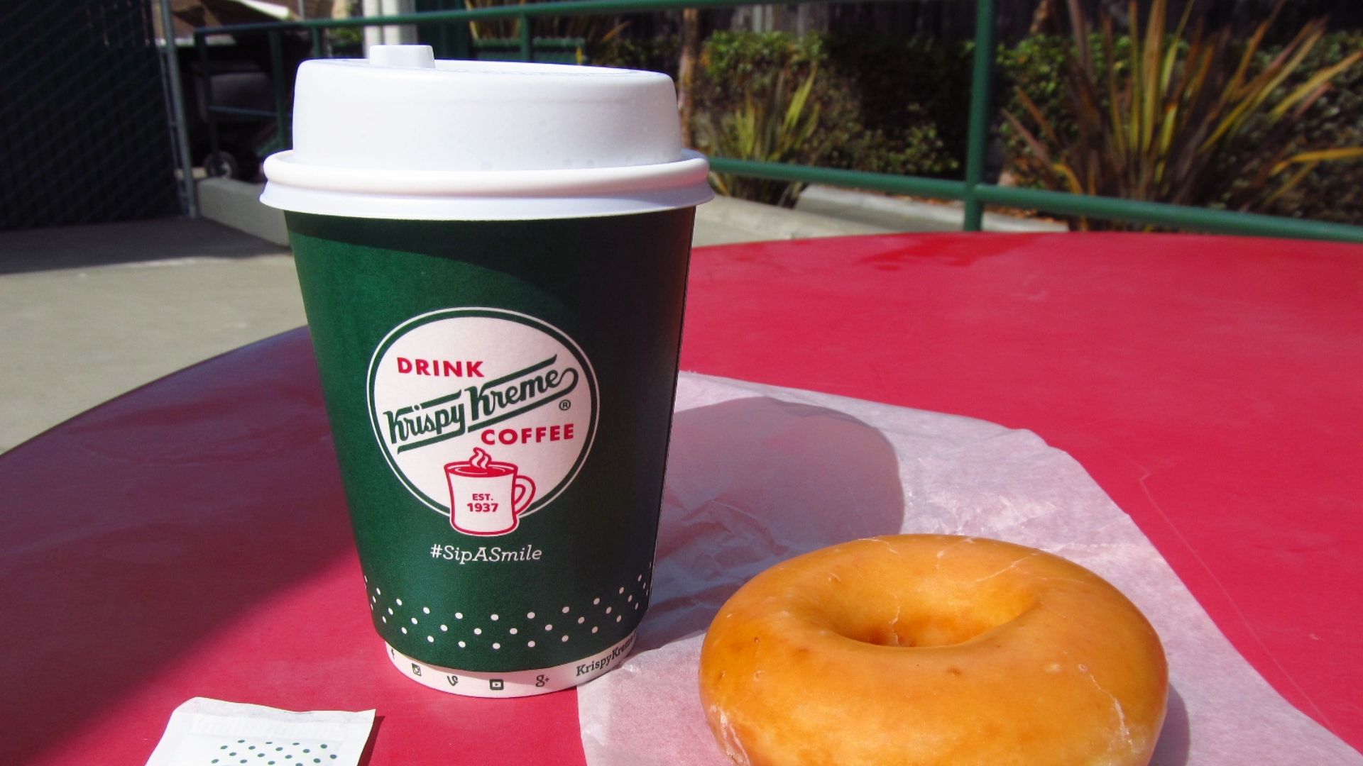 File:Krispy Kreme Coffee Doughnut Sugar Pack (21636114249).jpg