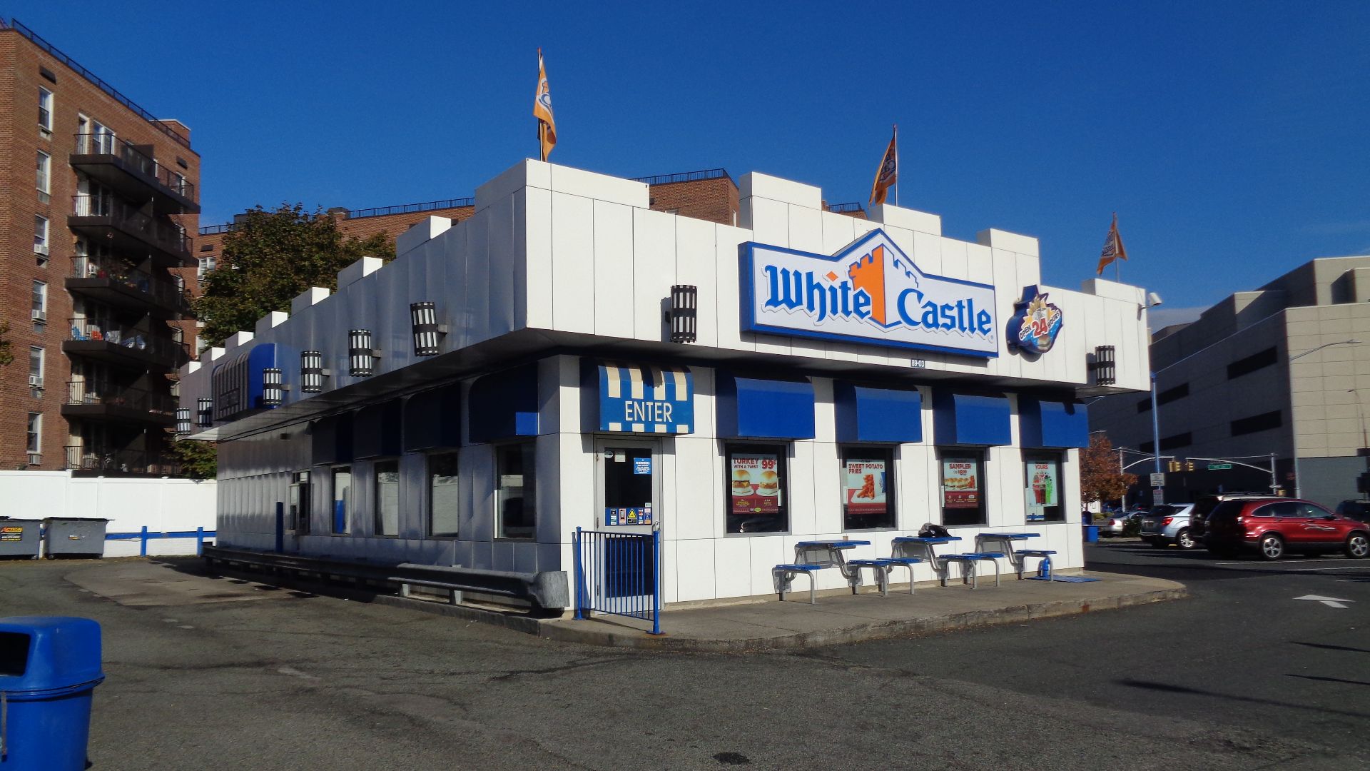 File:Queens Blvd 57th Av 04 - White Castle.jpg