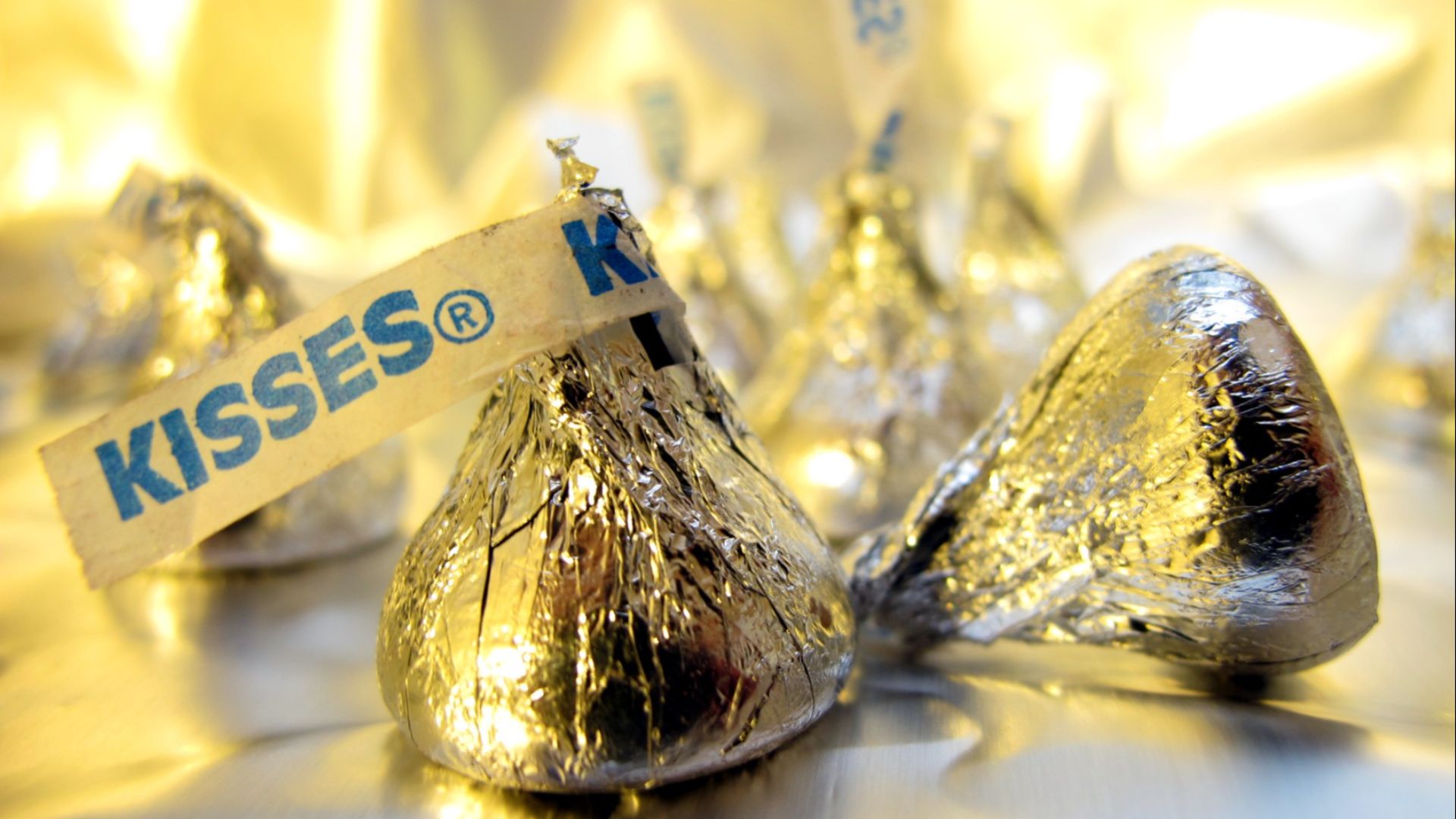 File:Hershey kisses.jpg