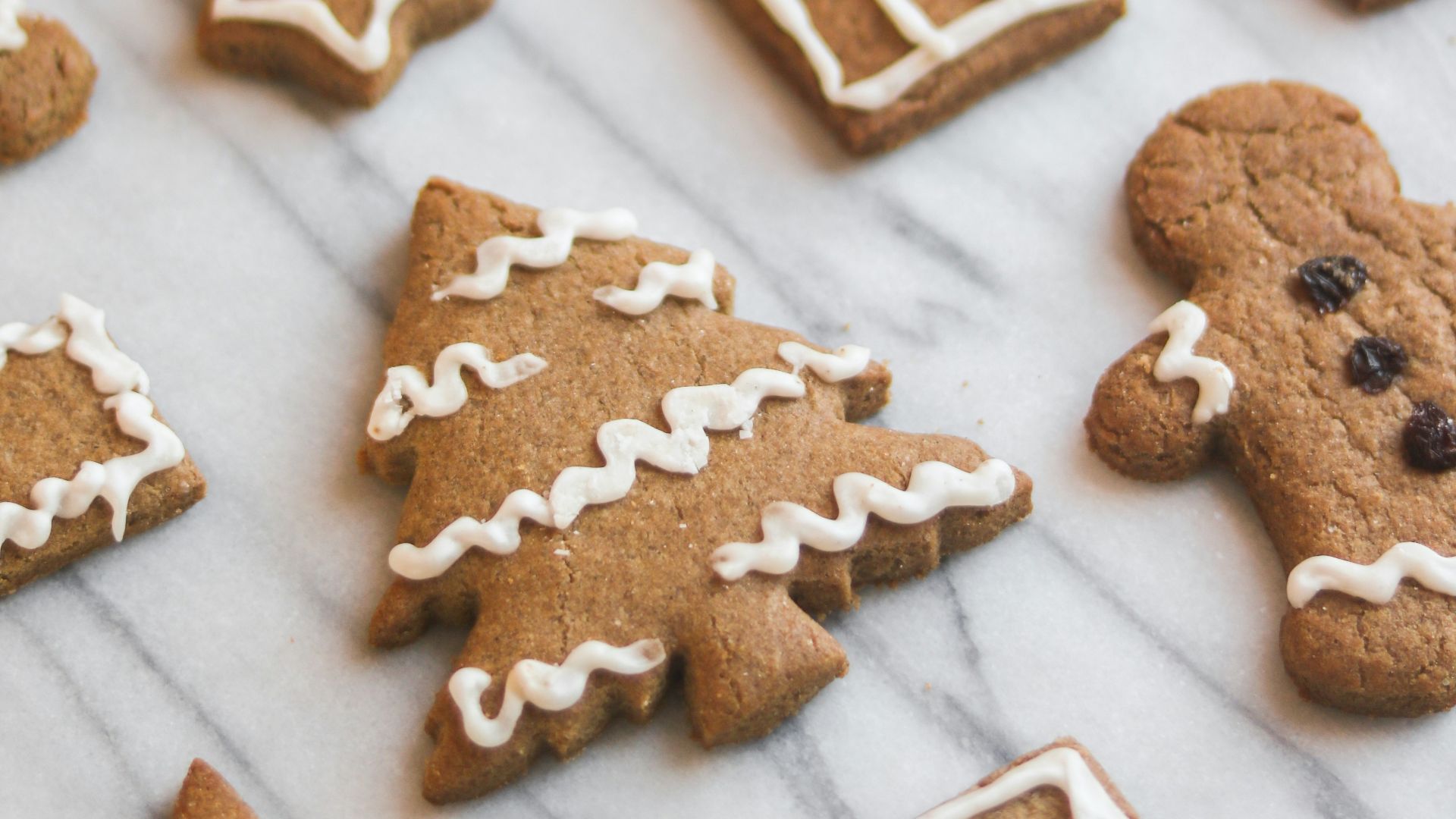 brown and white wooden letter t