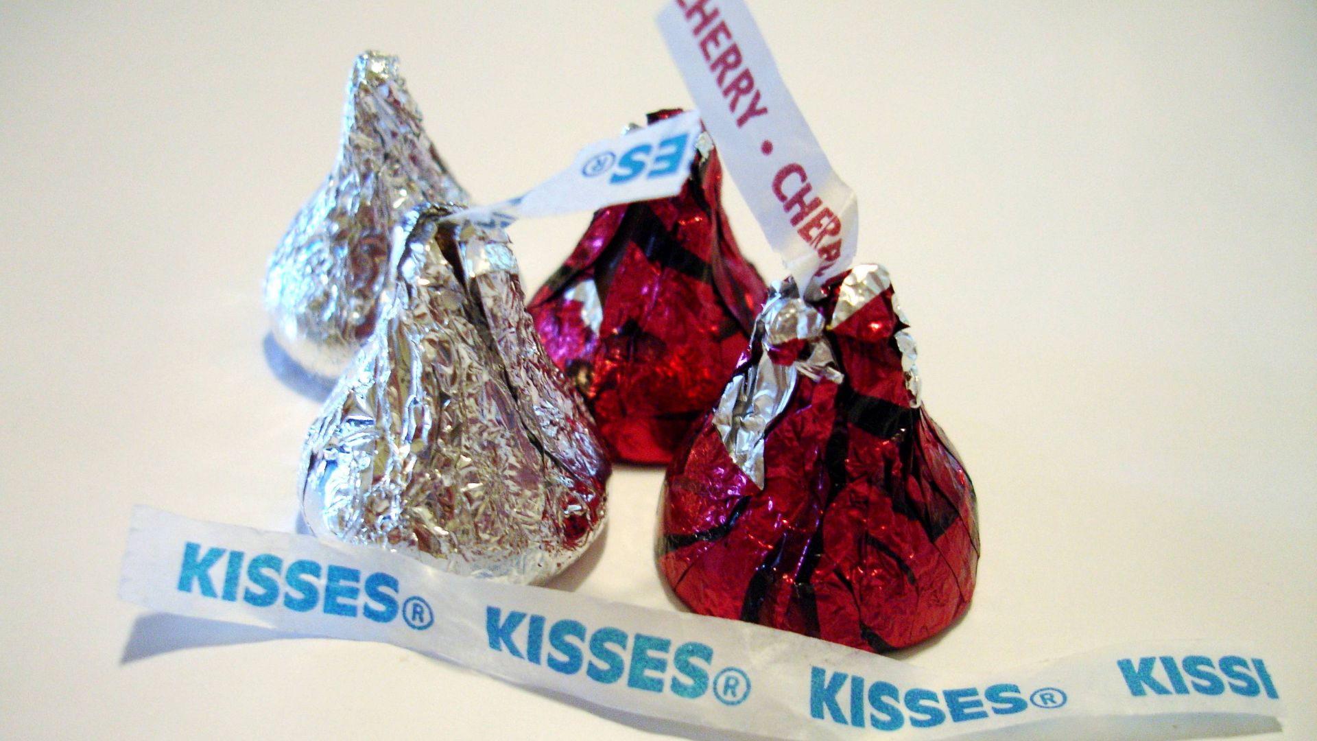 File:Hershey's Kisses and Cherry Cordial Creme Kisses.jpg