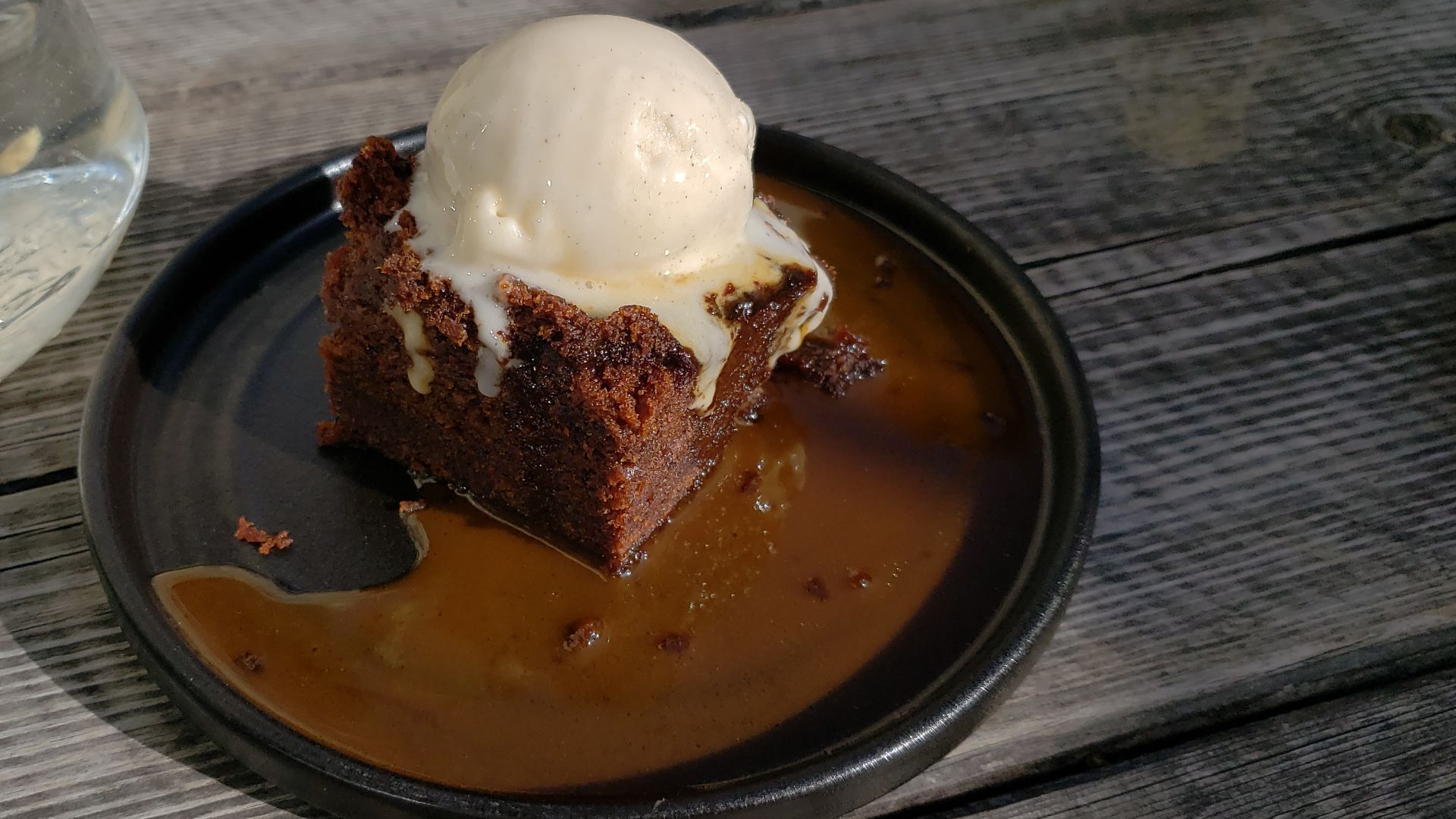 File:Sticky Toffee Pudding - The Roundhill Pub 2023-09-24.jpg