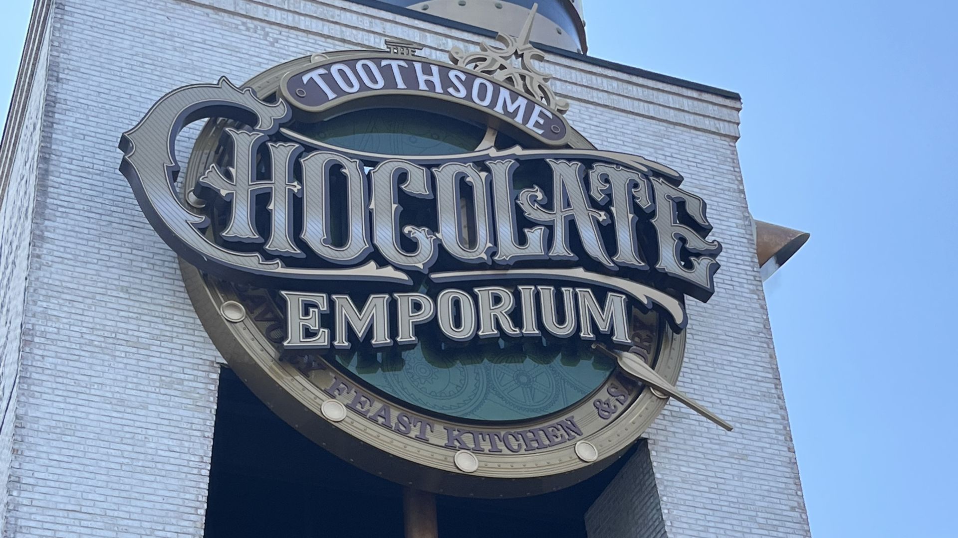 File:Toothsome Chocolate Factory (Orlando) May 2023 - 3.jpg