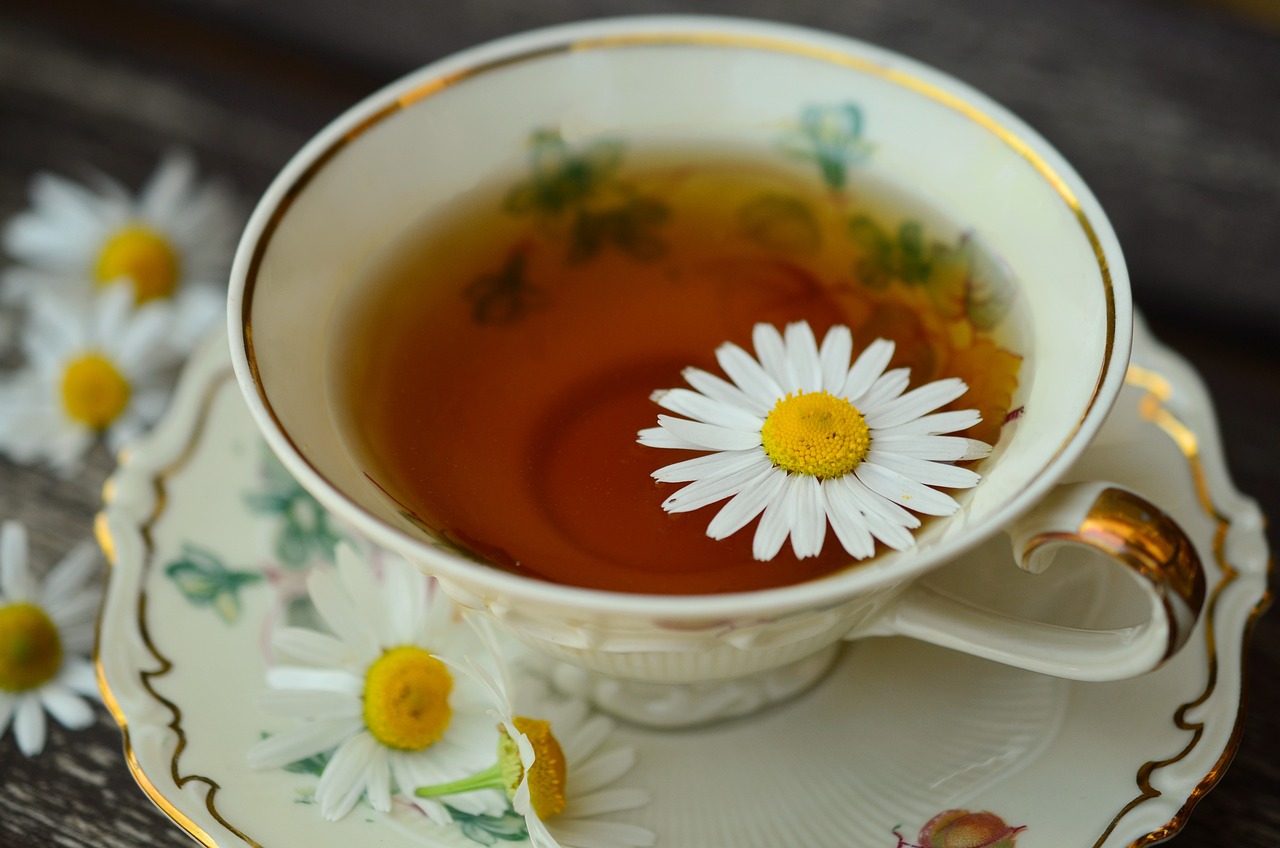 chamomile-829538_1280.jpg