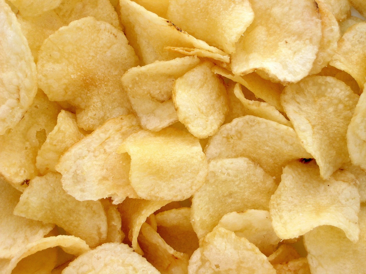 potato-chips-1418192_1280.jpg