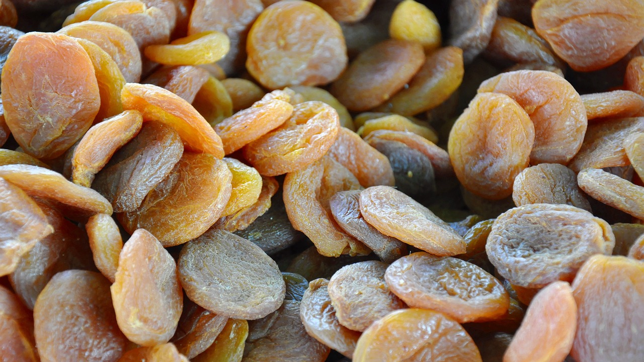 dried-fruit-700028_1280.jpg