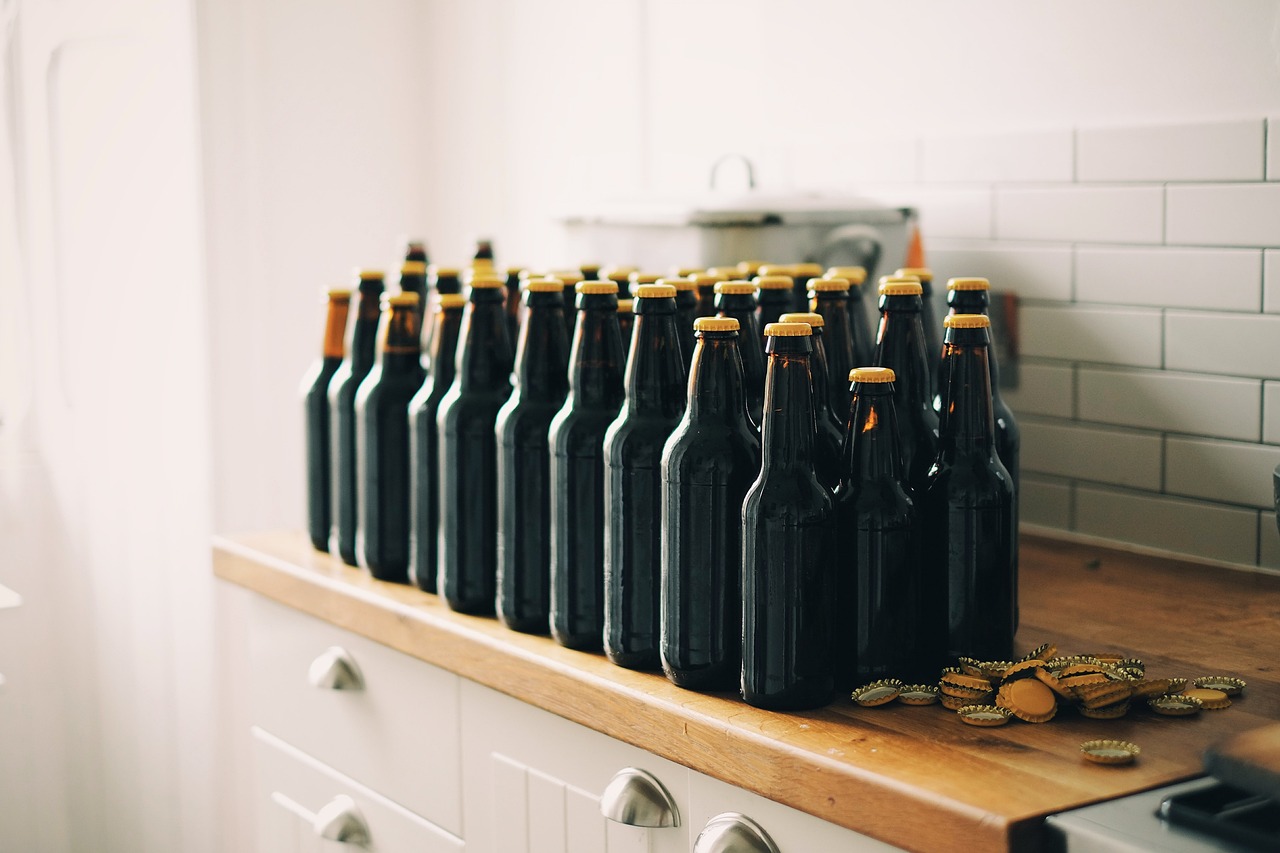 bottles-1866945_1280.jpg