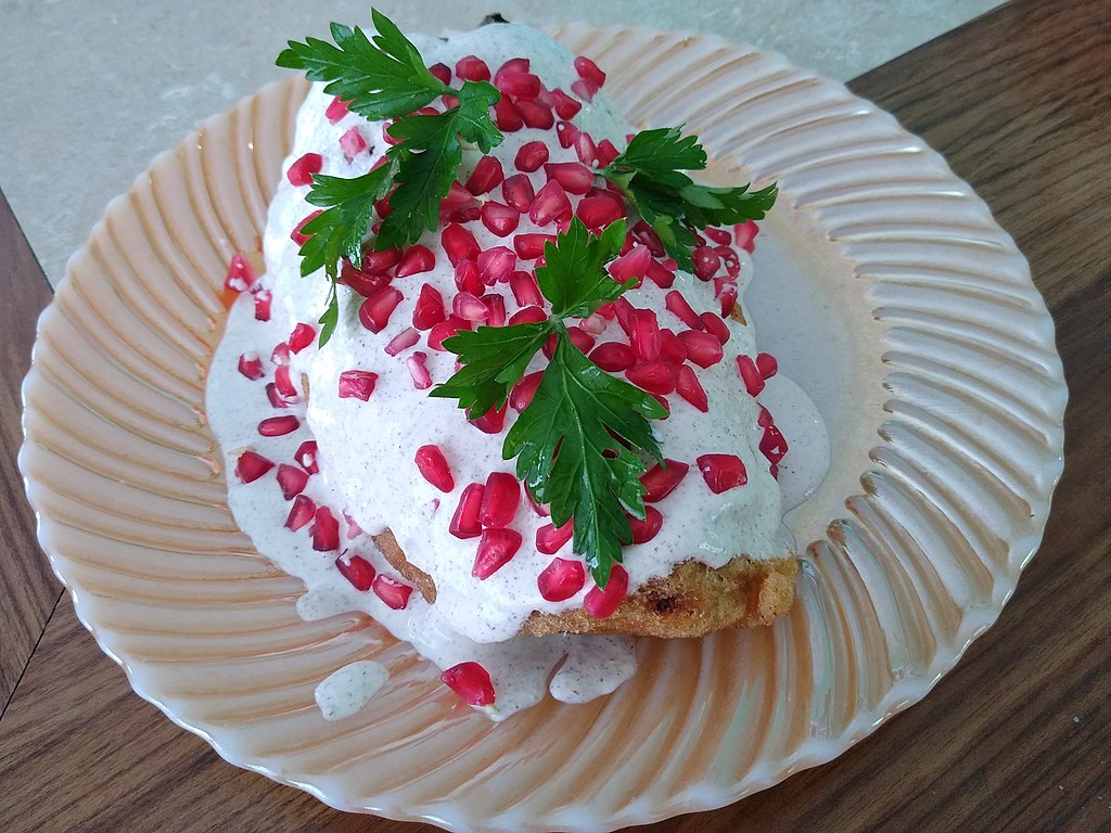 1024Px-Chiles En Nogada Estilo Orizaba 01