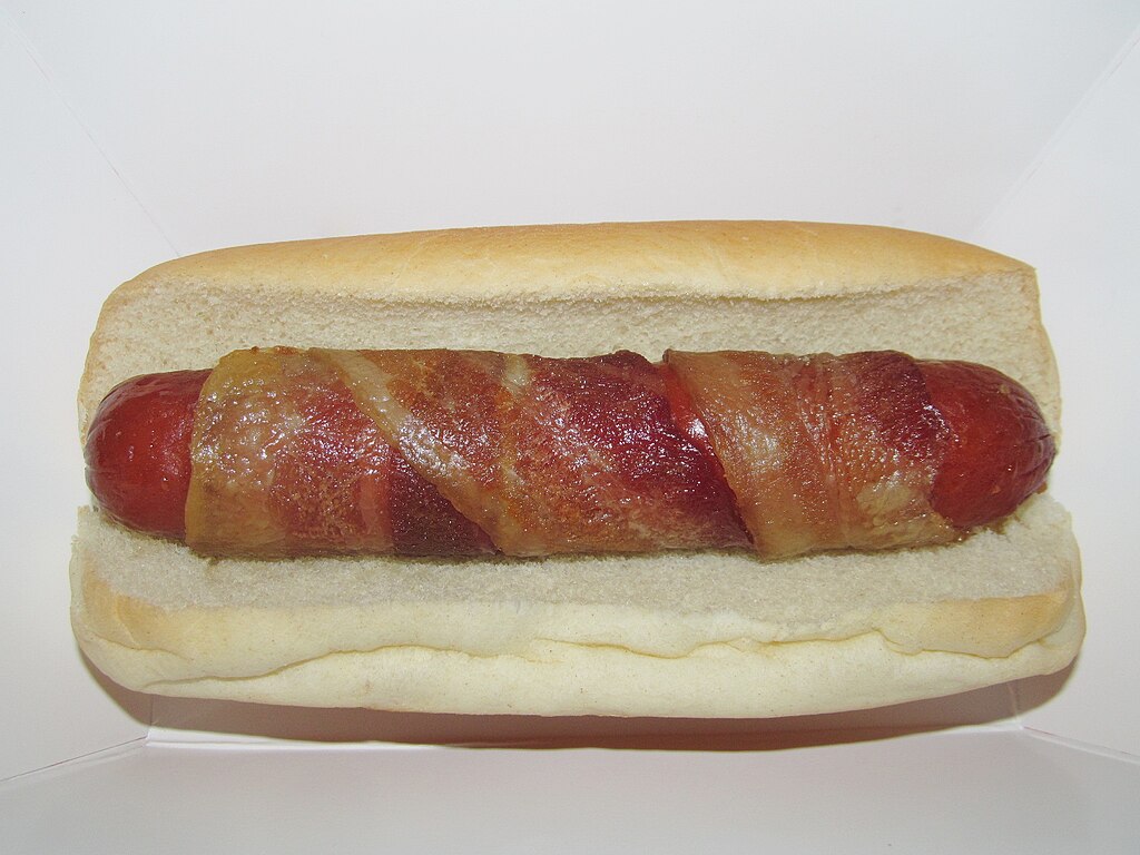 1024Px-Loop Neighborhood Bacon Wrapped Hot Dog (43468261852)