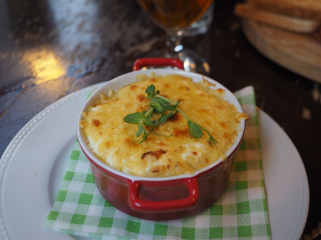 1024Px-Shepherd's Pie At Restaurant Paddy Whelans Irish Pub, Riga