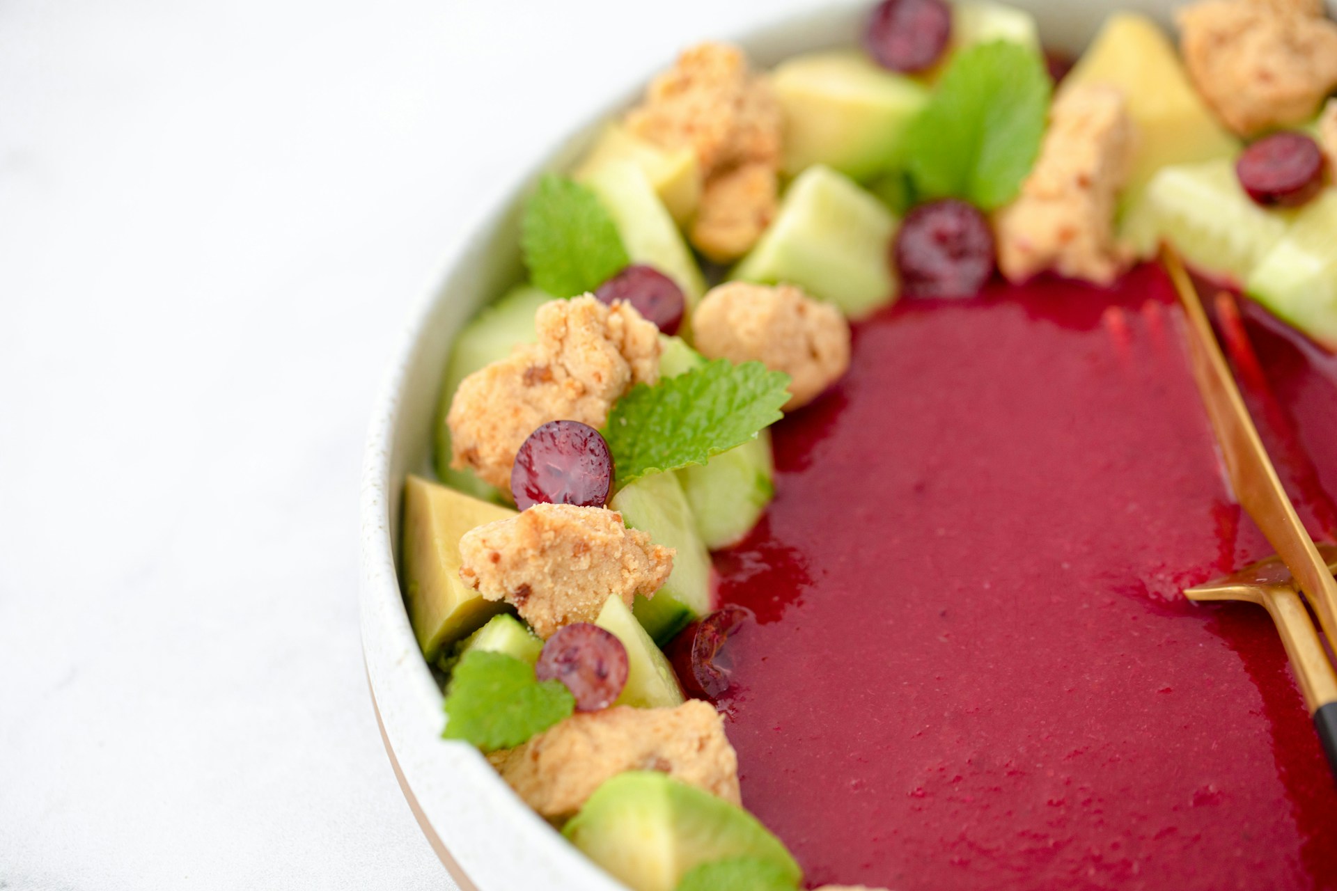 Bakd-Raw-By-Karolin-Baitinger-Gugrus1-Om8-Unsplash