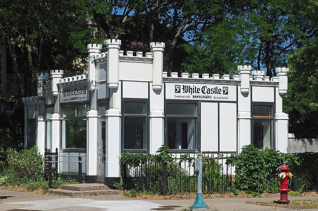 1024Px-White Castle Building No. 8 Se