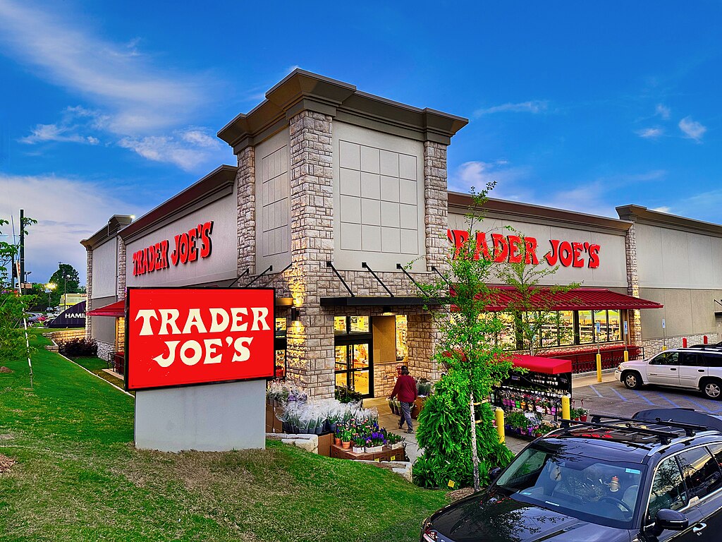 1024Px-Trader Joe's In Chattanooga, Tennessee