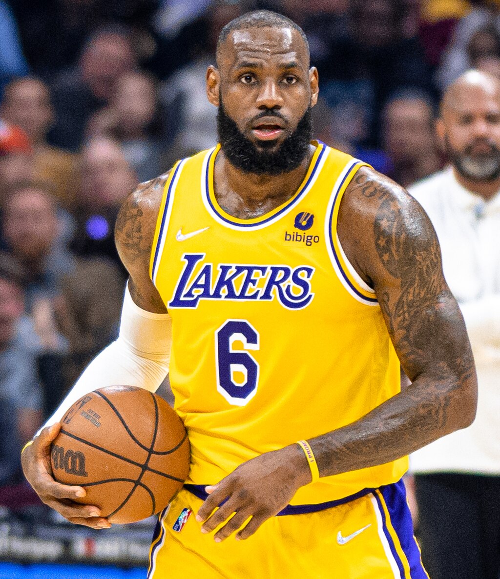 1024Px-Lebron James (51959977144) (Cropped2)