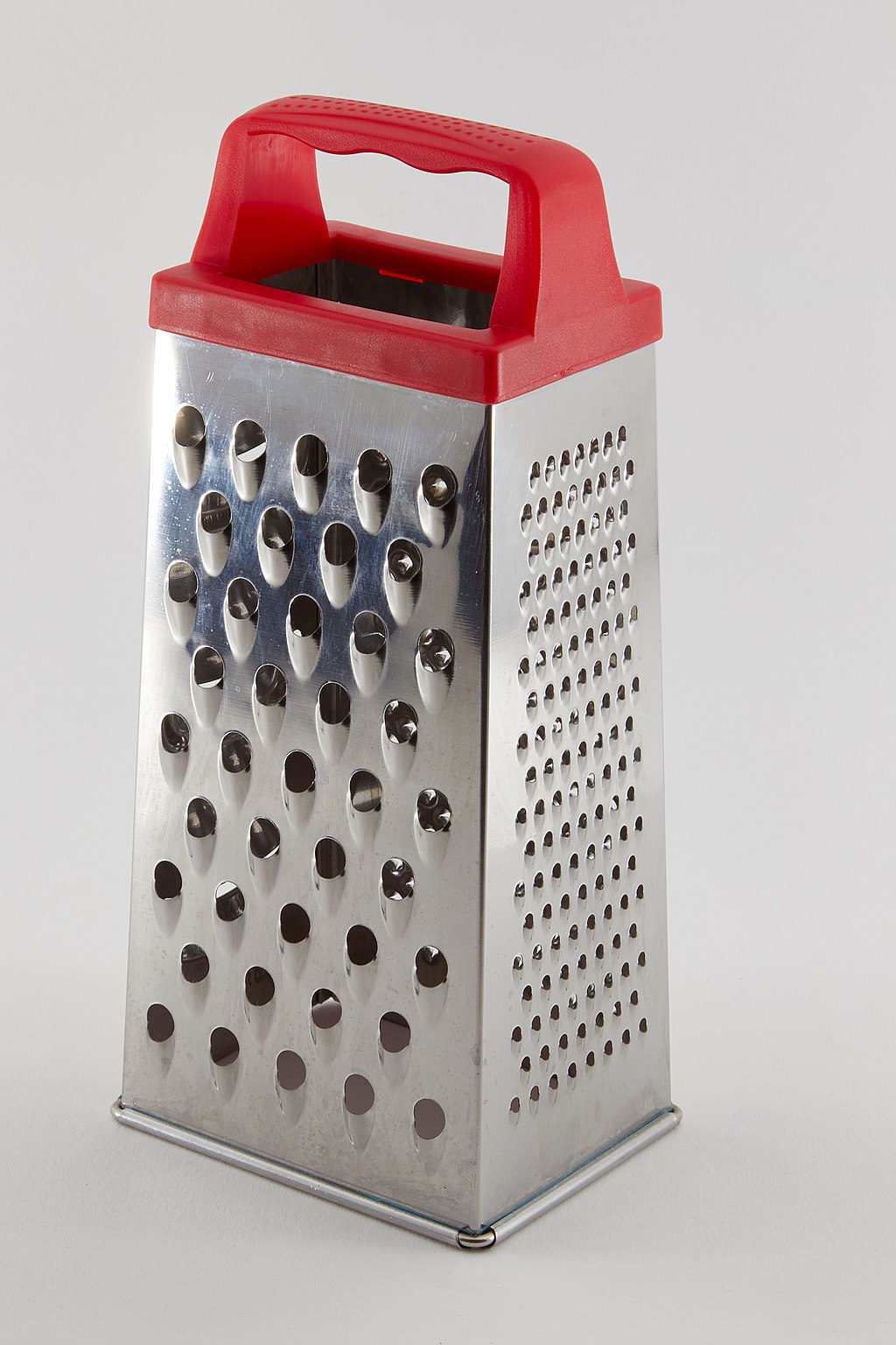 1024Px-Küchenreibe 1