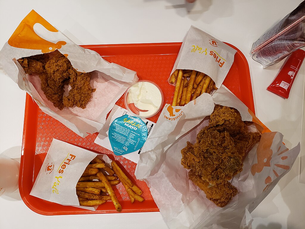 1024Px-Signature Louisiana Chicken, Tenders, Fries, And Garlic Mayo Dip