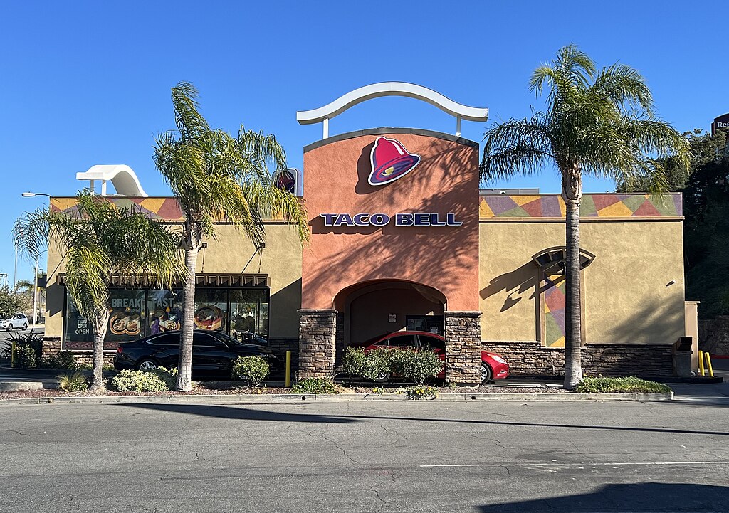 1024Px-Taco Bell Stevenson Ranch, California