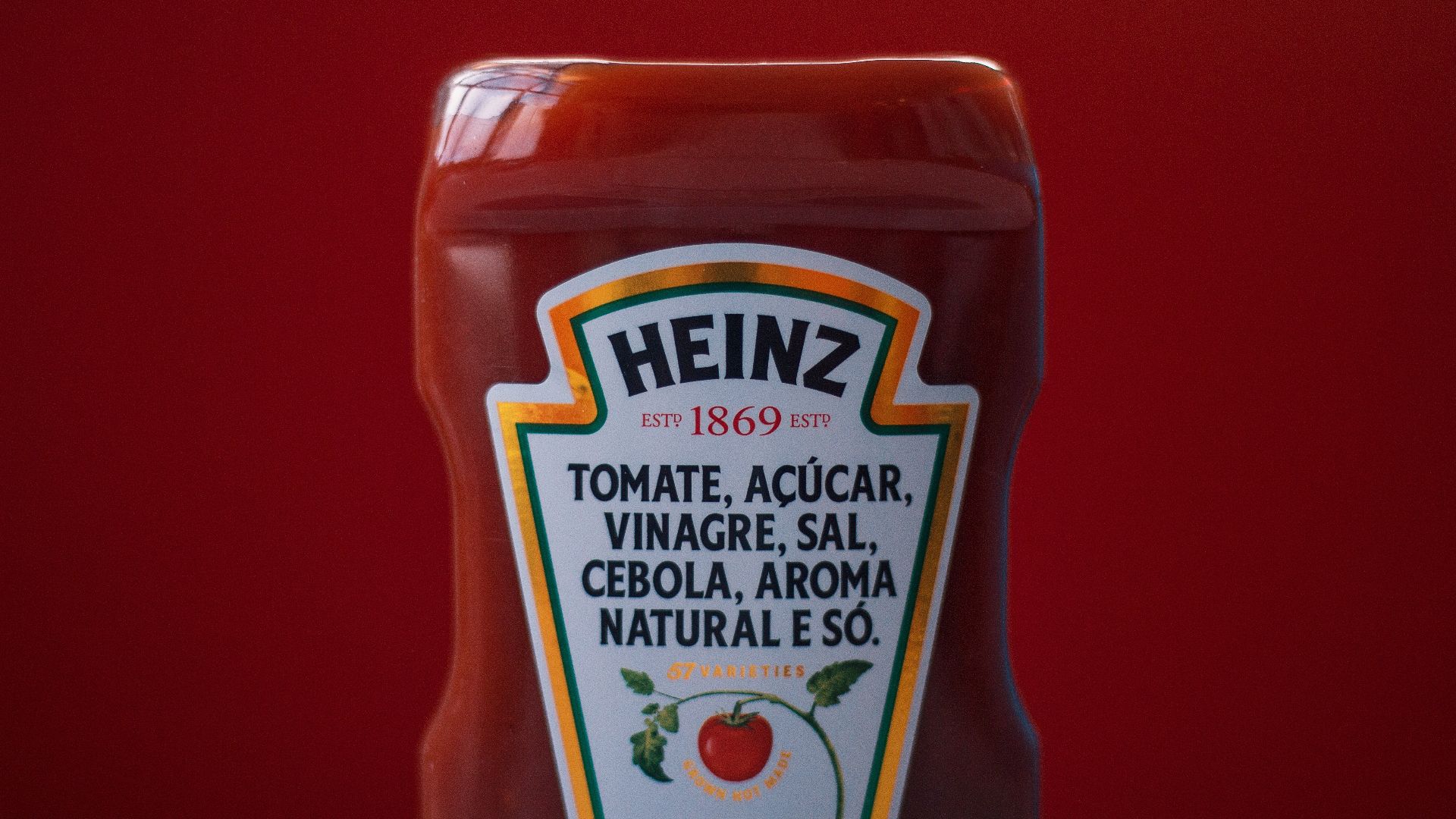 1869 Heinz tomato ketchup bottle close-up photography