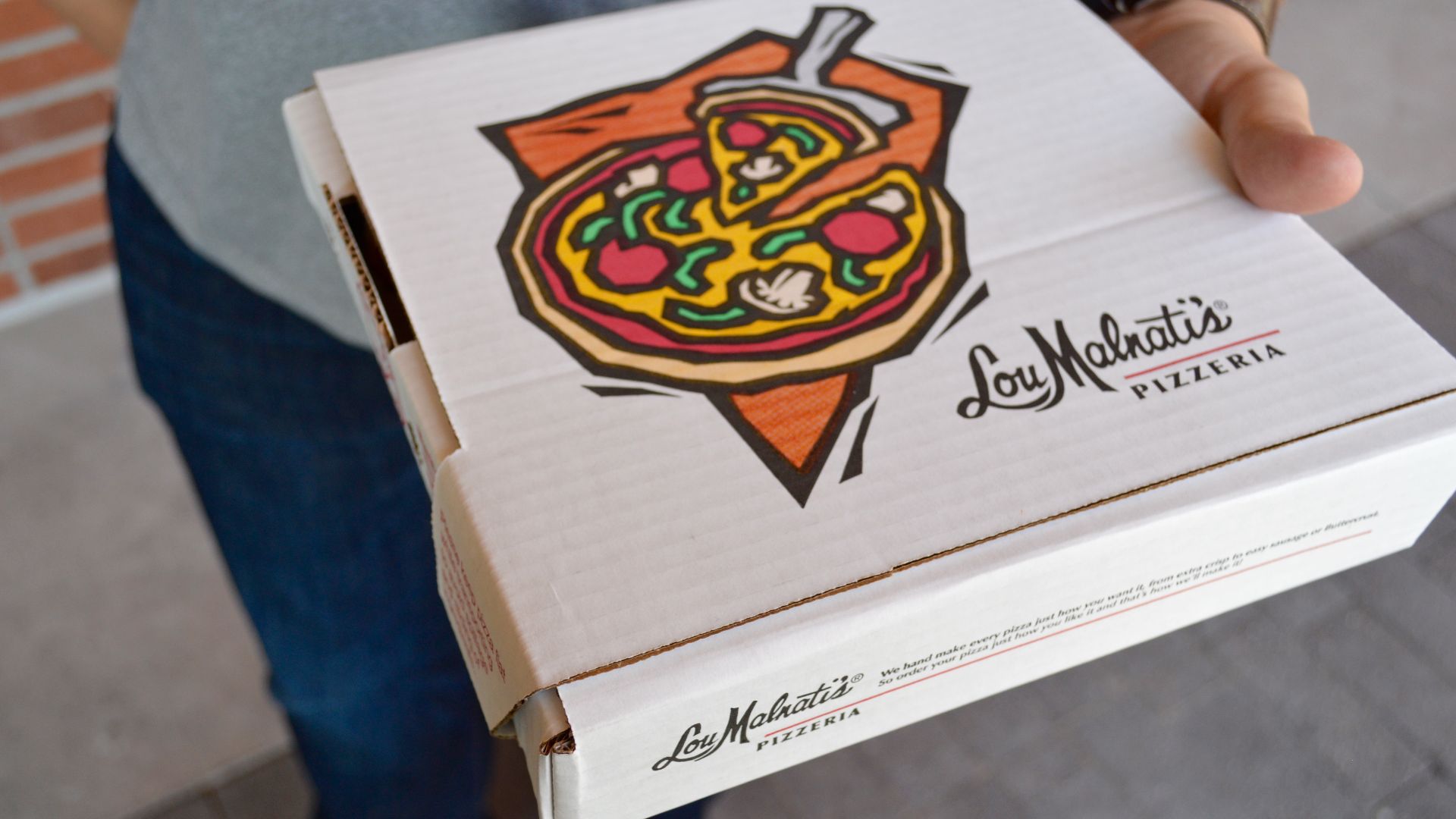 File:Lou Malnati's Pizzeria (26947740996).jpg