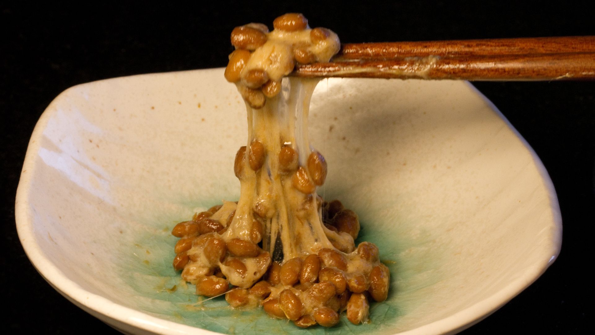 File:Natto mixed by Kinchan1.jpg