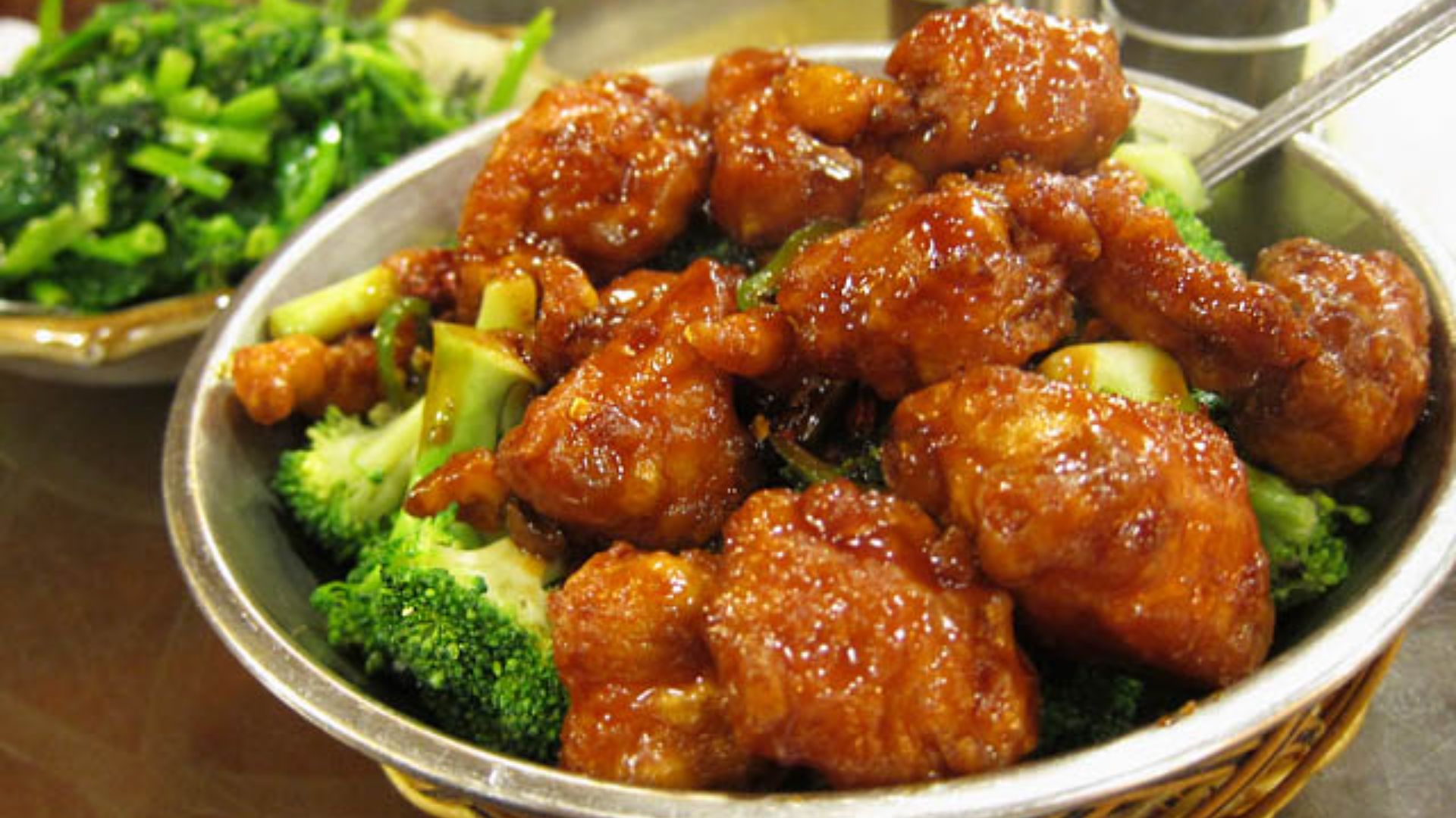 File:02 General Tso's Chicken - Congee Village House.jpg